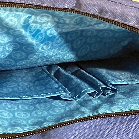 Tupperware crossbody adjustable messenger padded  tablet / travel Bag - Picture 5 of 11